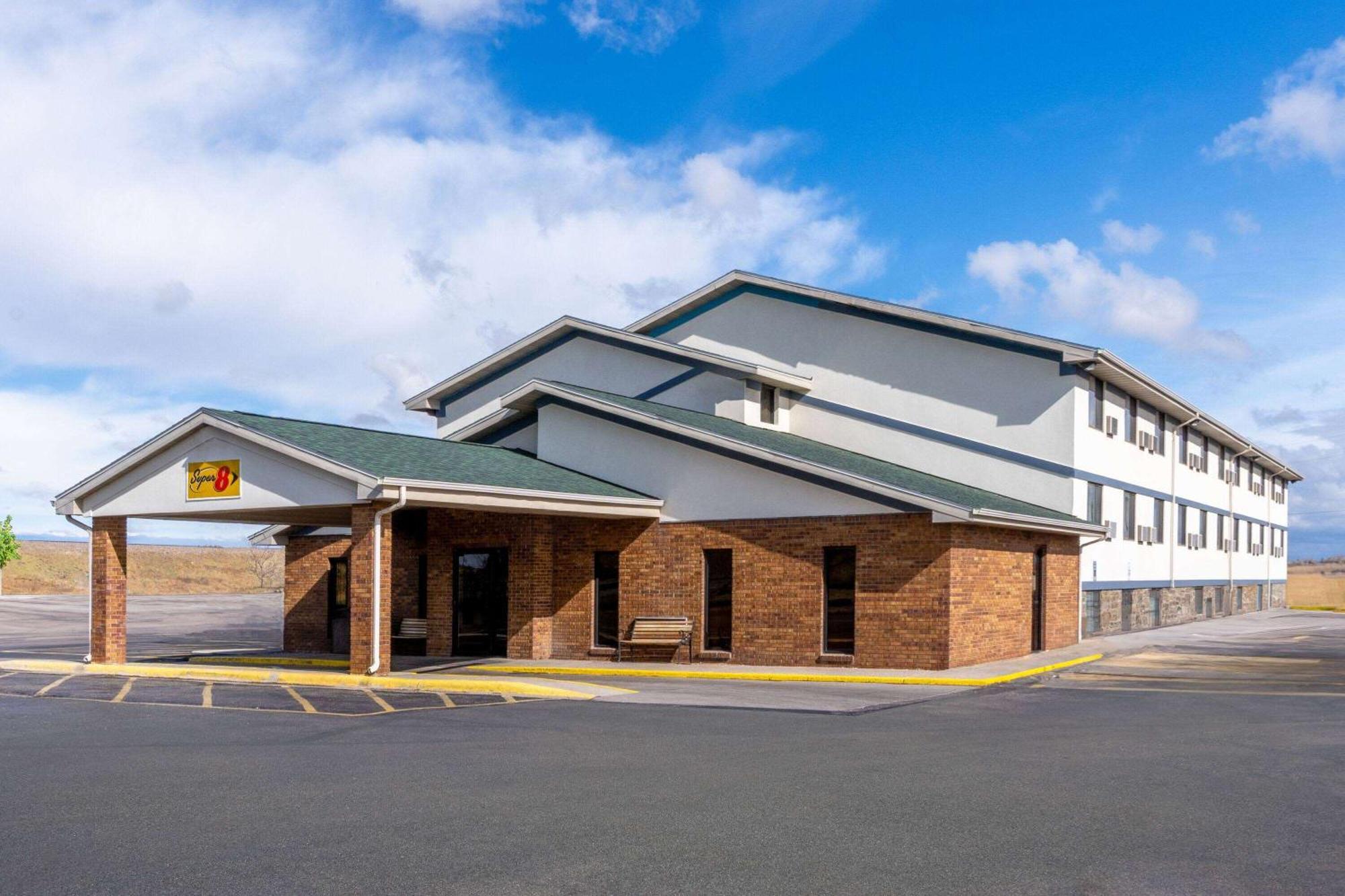 Super 8 By Wyndham Cheyenne Wy Exterior foto