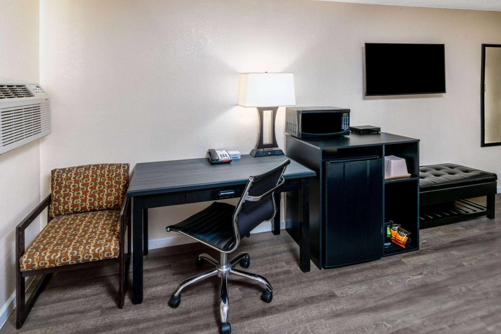 Super 8 By Wyndham Cheyenne Wy Exterior foto